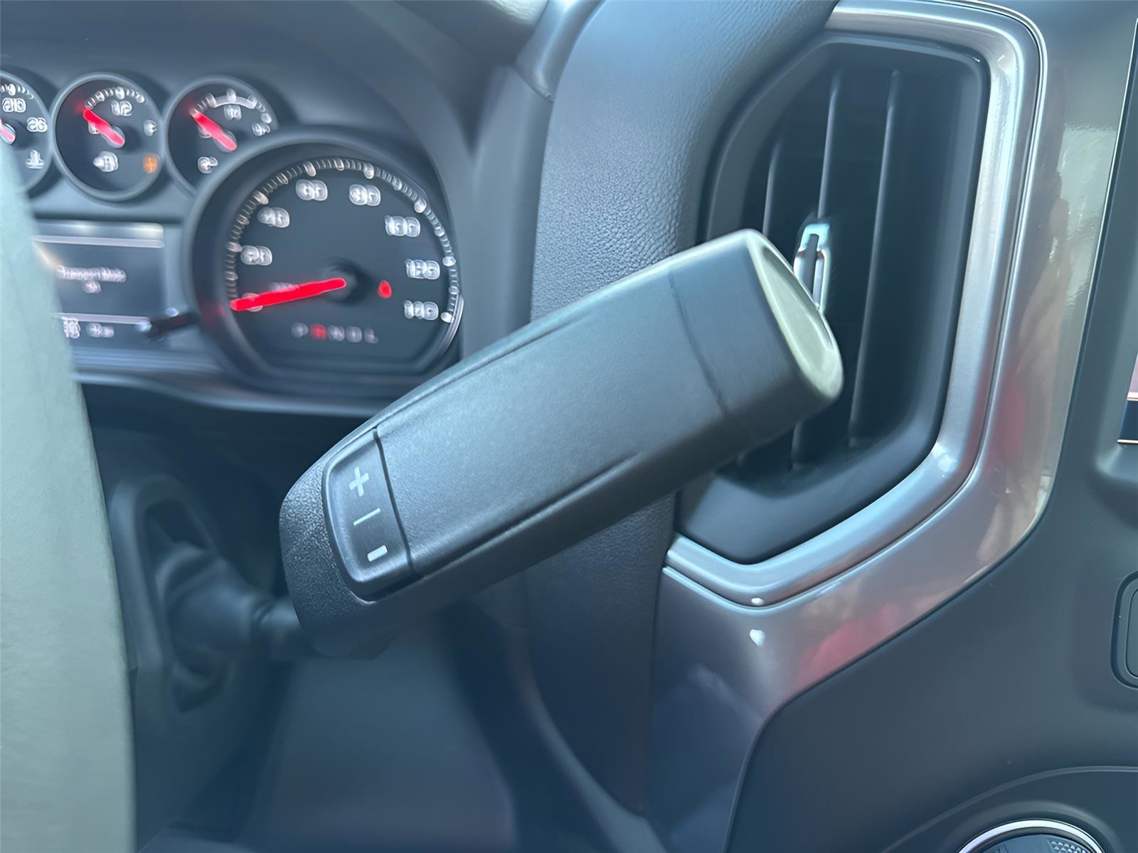 Used 2025 Chevrolet Silverado 1500 W/T w/ Trailering Package image 22