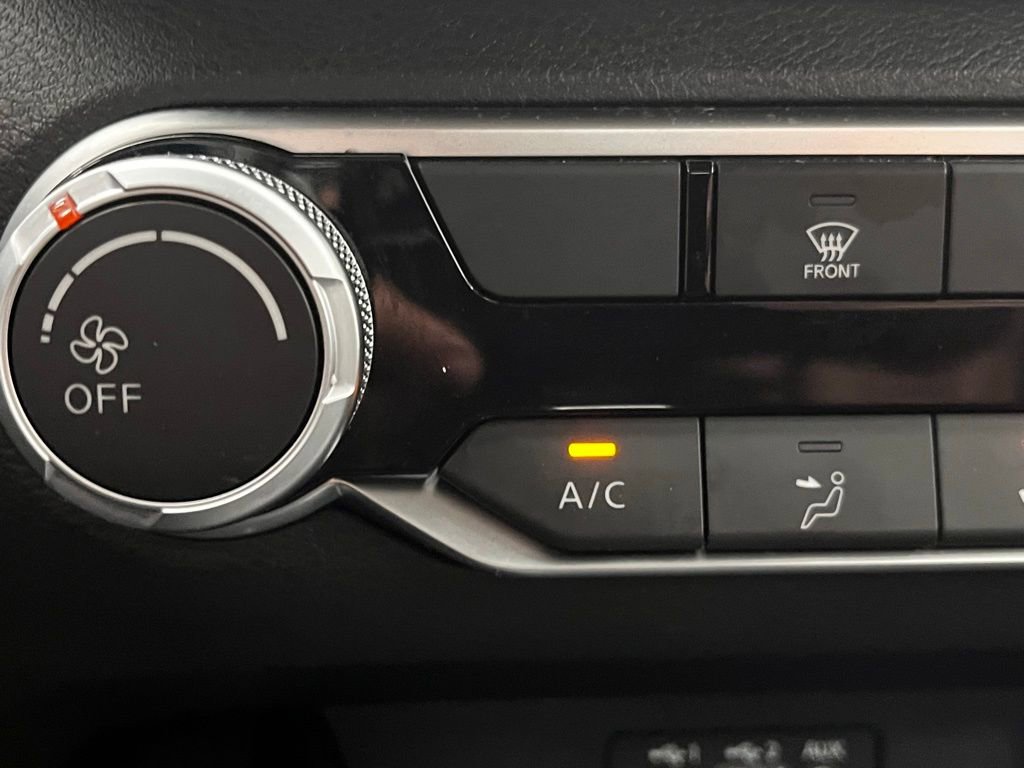 Used 2025 Nissan Altima 2.5 SR FWD image 6