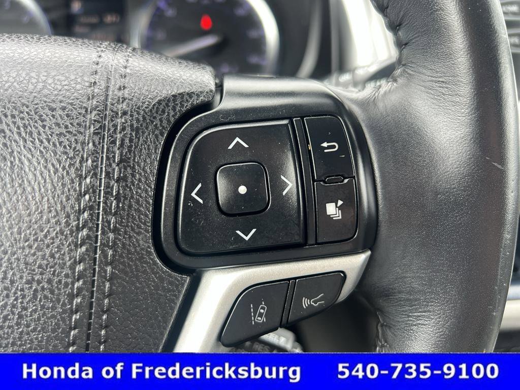 Used 2018 Toyota Highlander XLE image 21