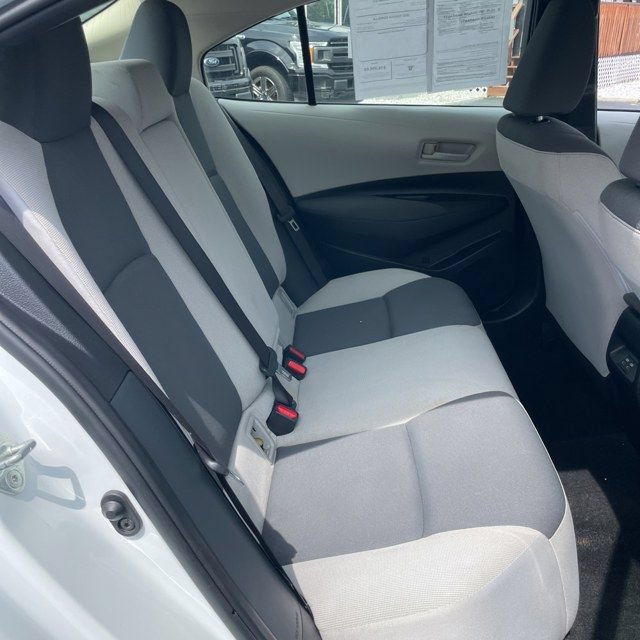 Used 2023 Toyota Corolla LE FWD image 6