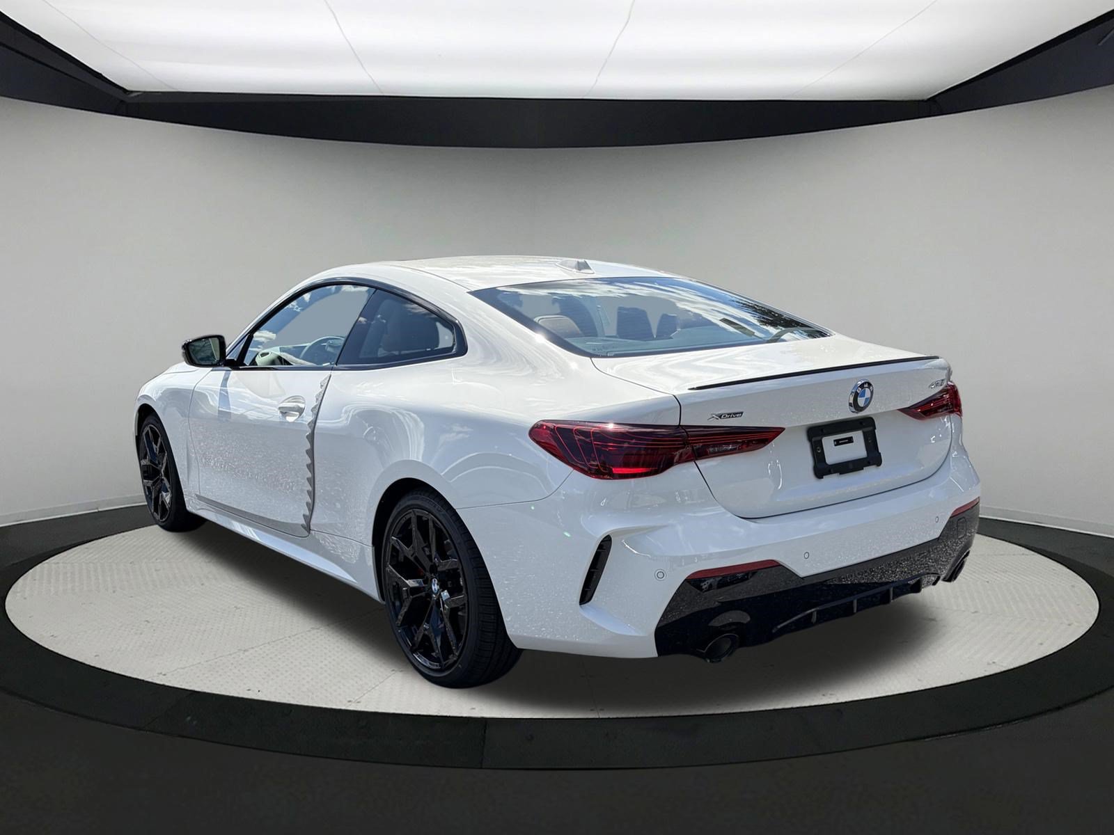 New 2027 BMW 430i Coupe w/ M Sport Package AWD/4WD image 5