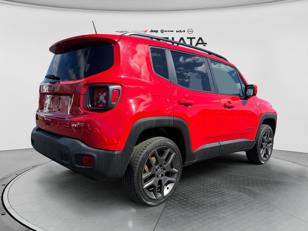 Used 2022 Jeep Renegade Latitude w/ Sun/Sound Group AWD/4WD image 5