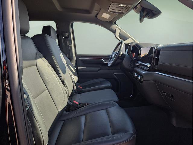 Used 2025 GMC Sierra 1500 SLT AWD/4WD image 12