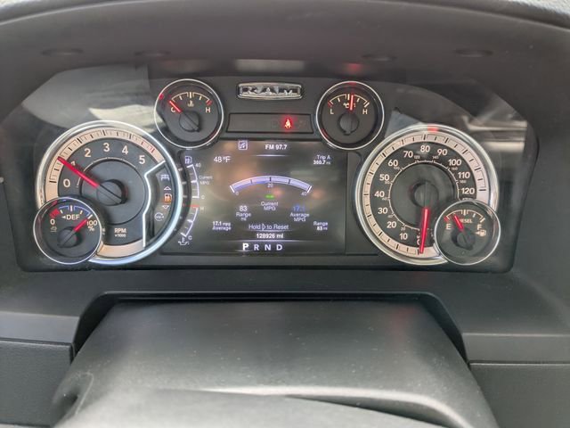 Used 2016 RAM 1500 Laramie w/ Convenience Group AWD/4WD image 28