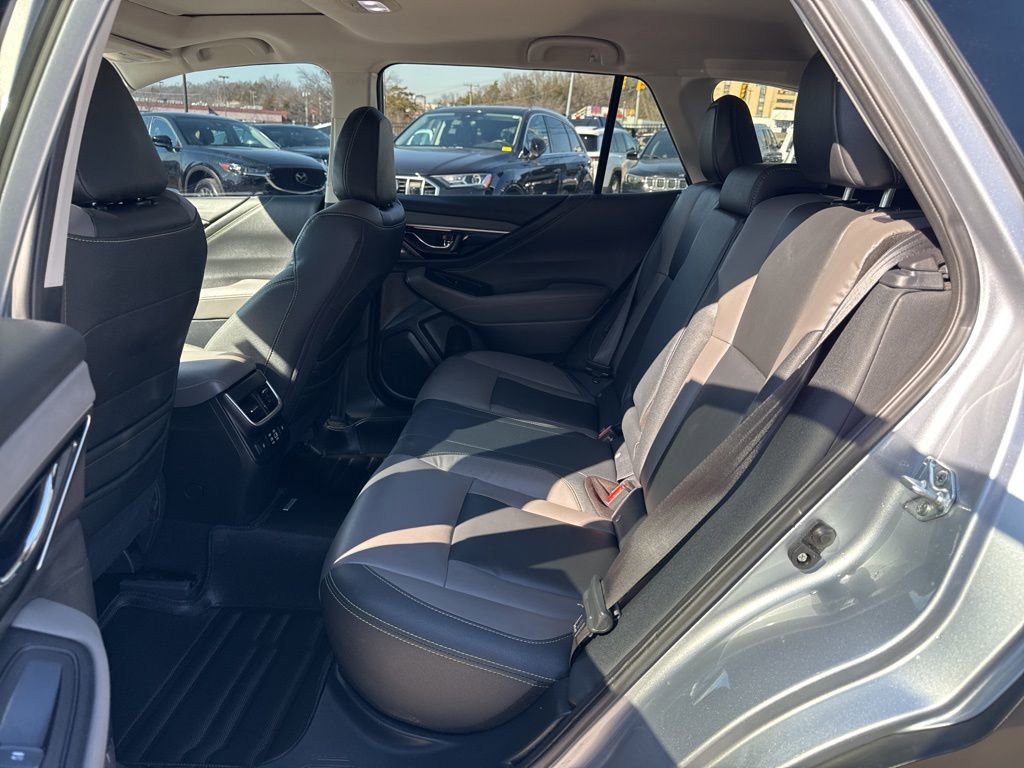 Used 2024 Subaru Outback Onyx Edition XT image 27