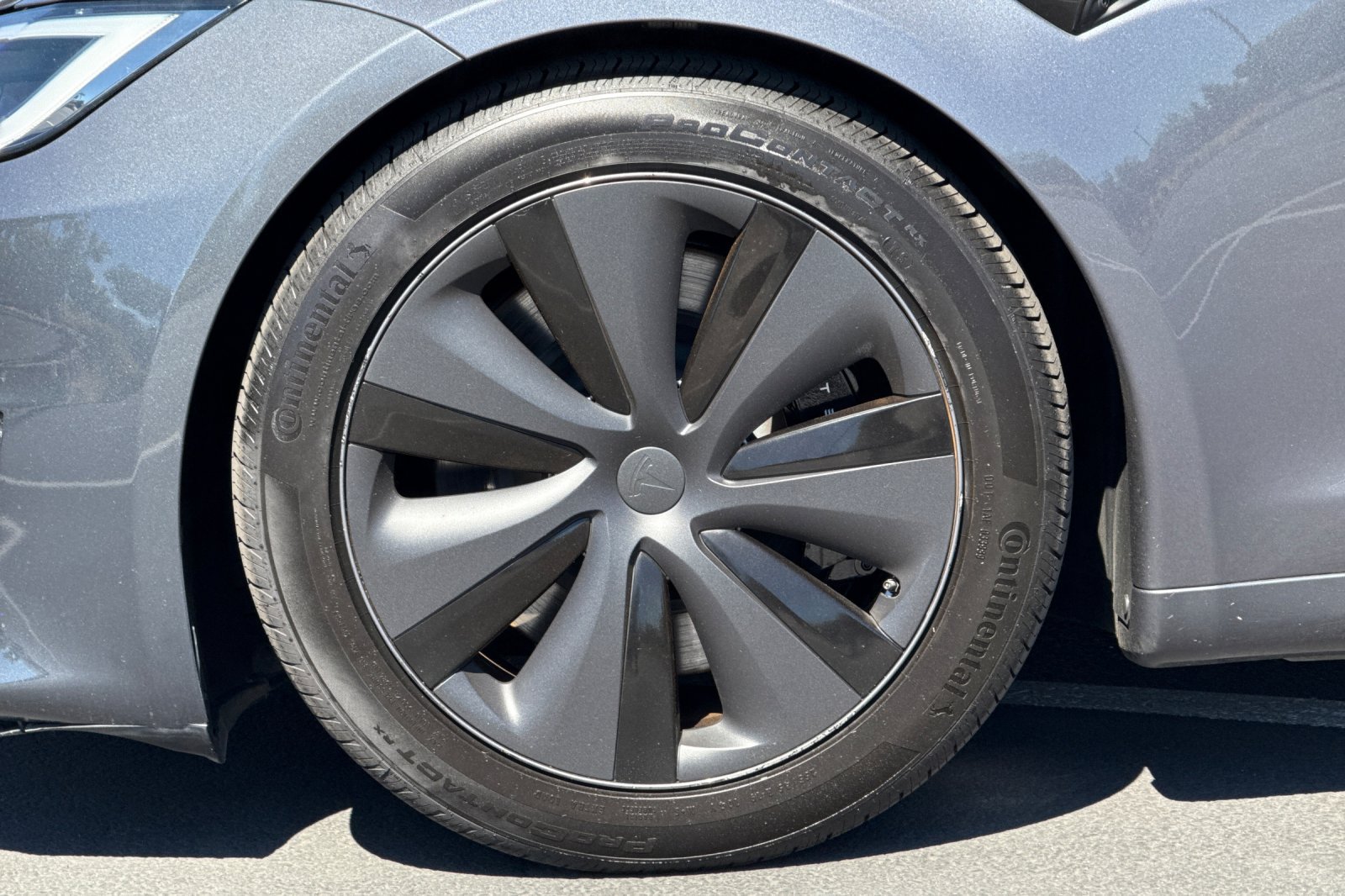 Used 2023 Tesla Model S Standard Range AWD/4WD image 14