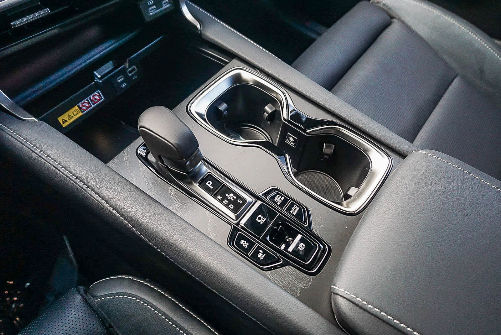 New 2026 Lexus RX 450h Luxury AWD/4WD image 32