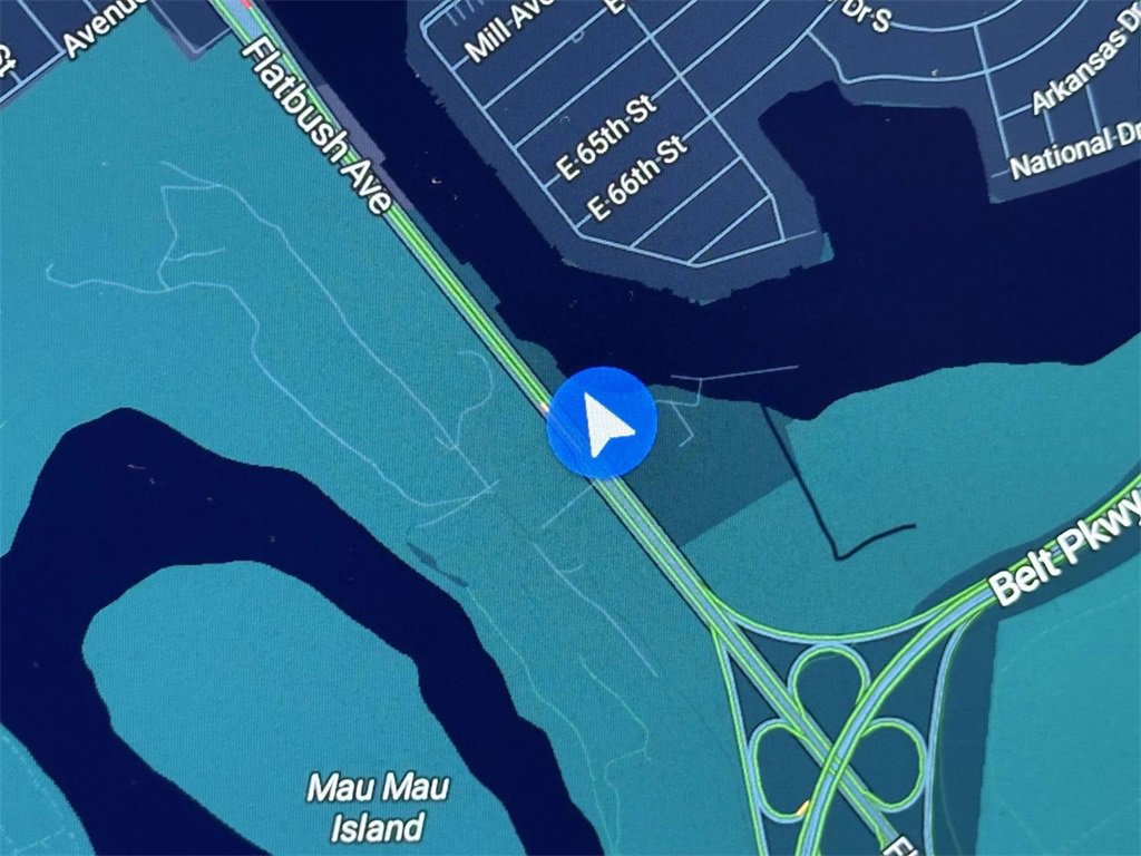 Used 2024 GMC Yukon SLT w/ SLT Luxury Package image 29