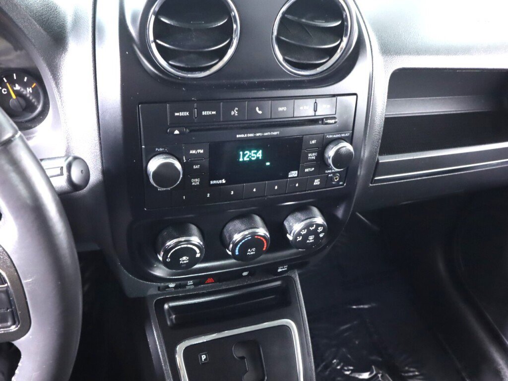 Used 2017 Jeep Patriot Sport image 14