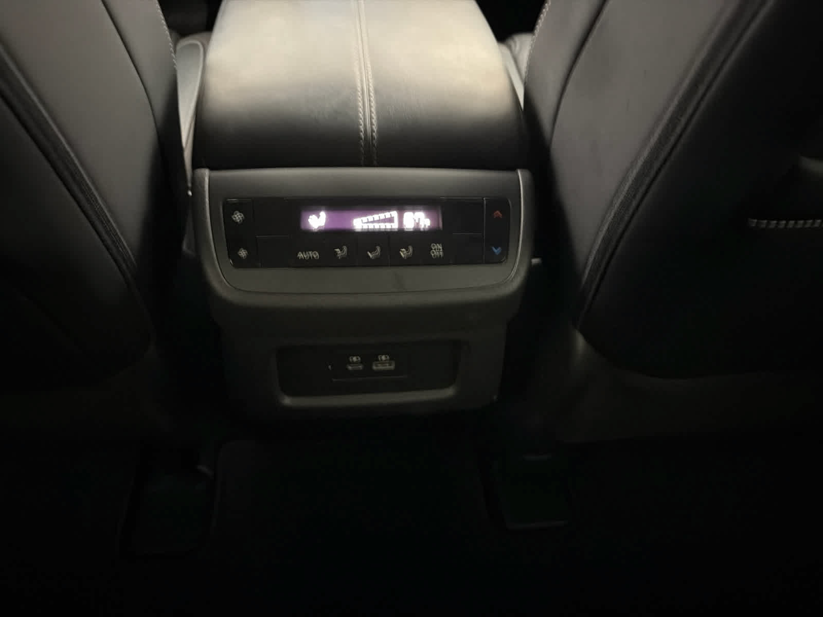 Certified 2024 Nissan Pathfinder SL FWD image 22