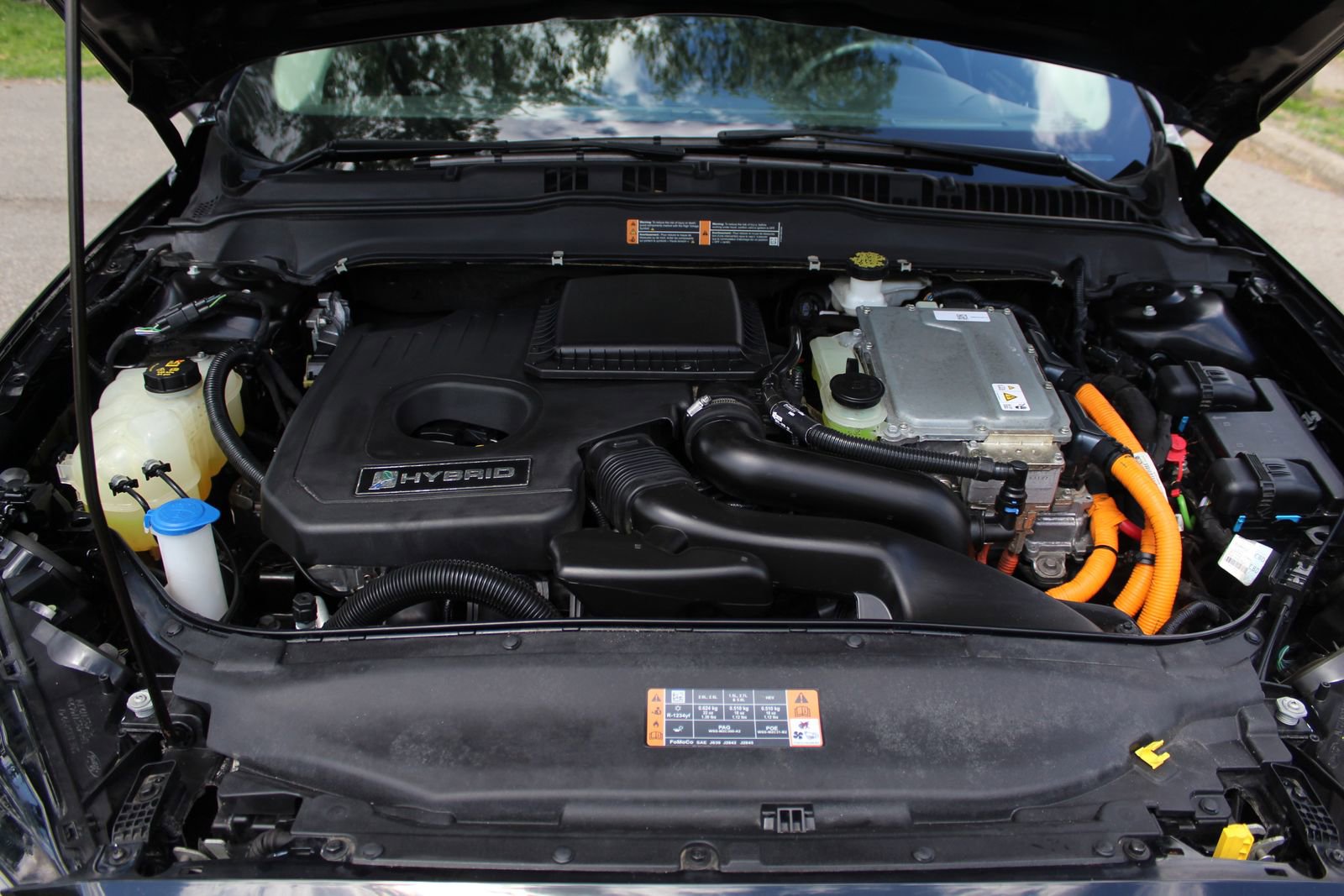 Used 2020 Ford Fusion SE FWD image 22