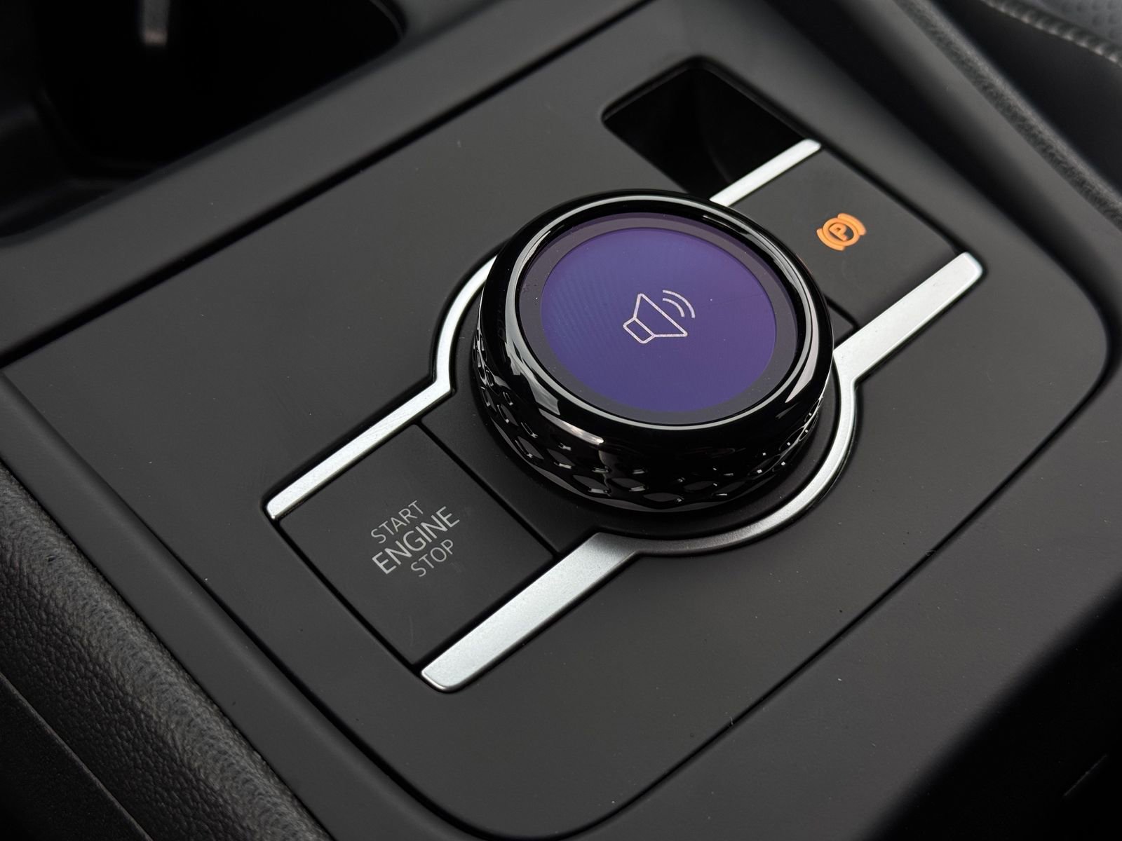 New 2026 Volkswagen Tiguan SE R-Line image 21