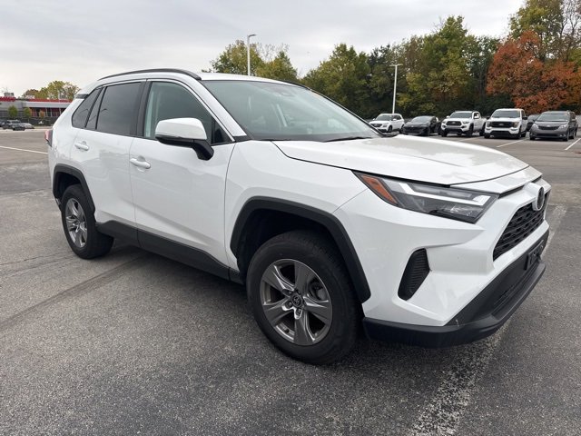 Used 2024 Toyota RAV4 XLE image 4