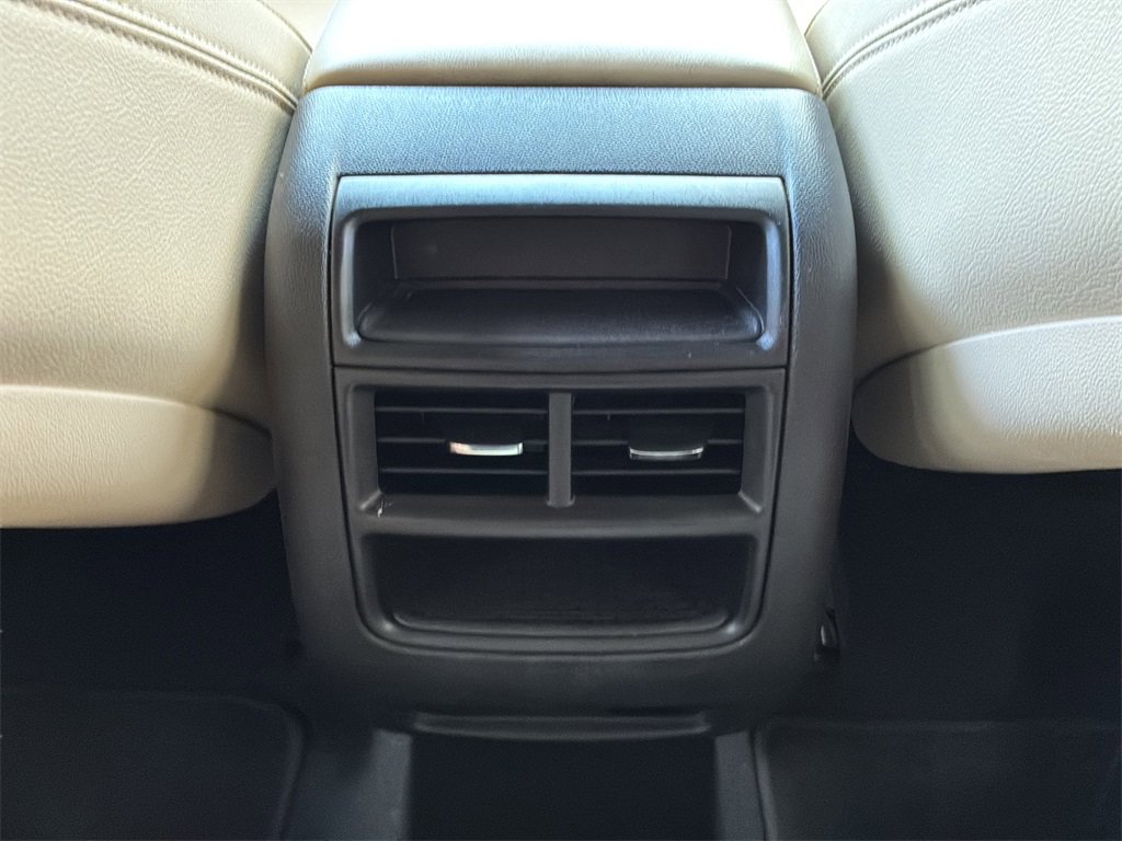 Used 2018 Cadillac XT5 FWD image 13