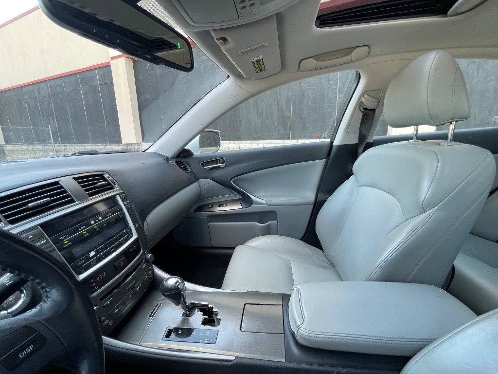 Used 2007 Lexus IS 250 RWD image 39