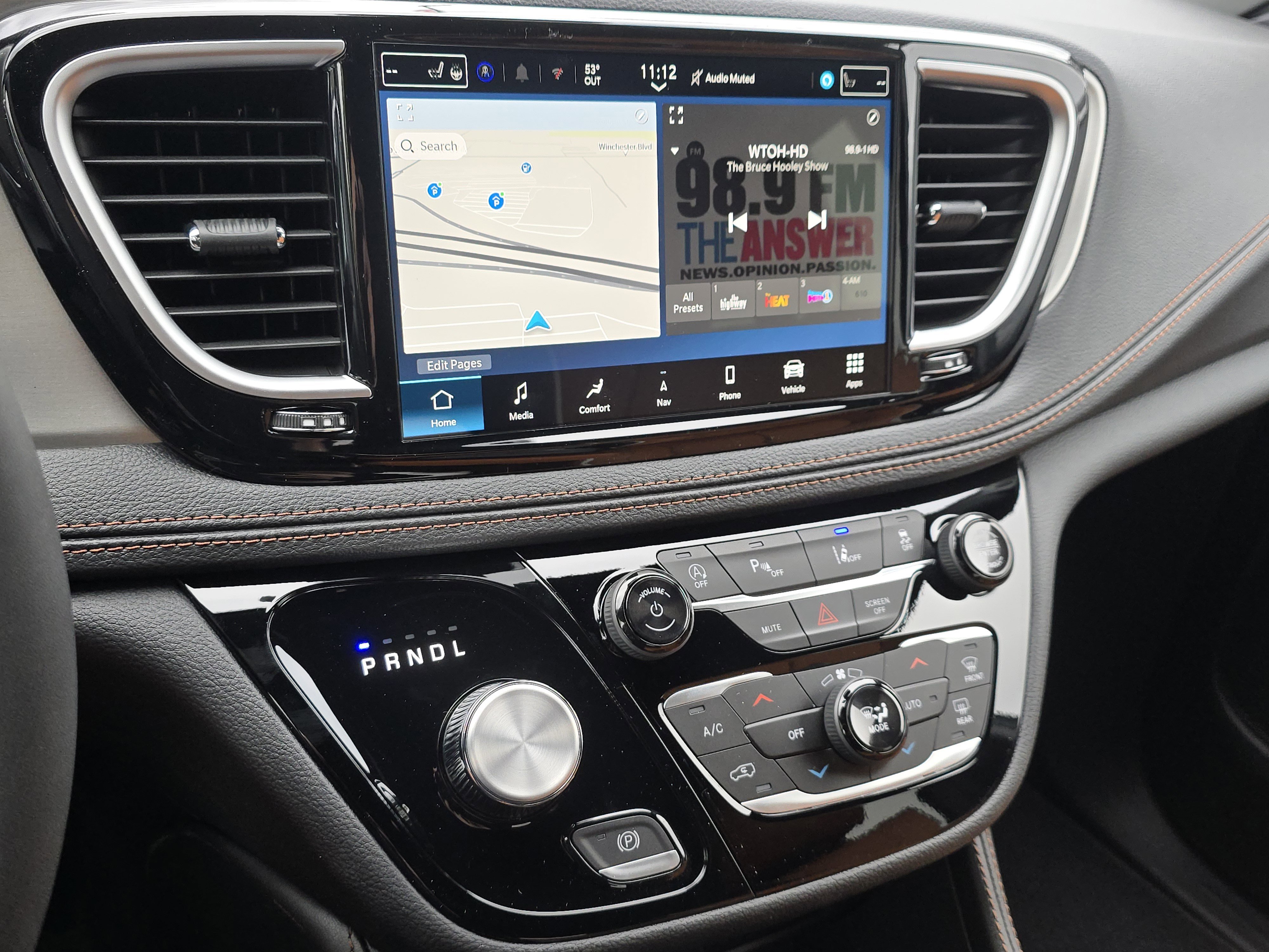 New 2026 Chrysler Pacifica Pinnacle w/ Trailer Tow Group image 33