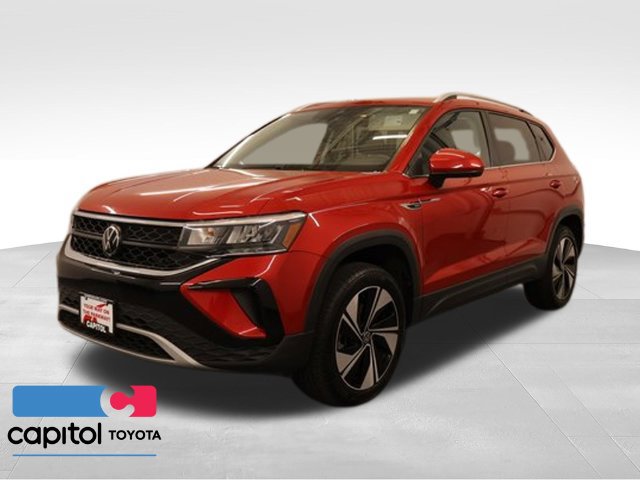Used 2024 Volkswagen Taos SE AWD/4WD image 5