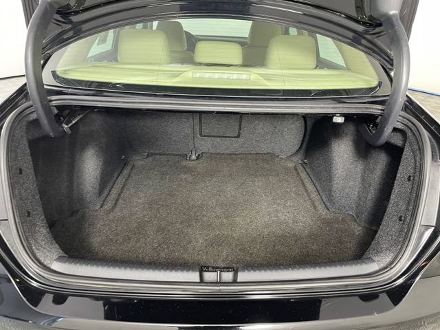 Used 2013 Volkswagen Jetta TDI FWD image 17