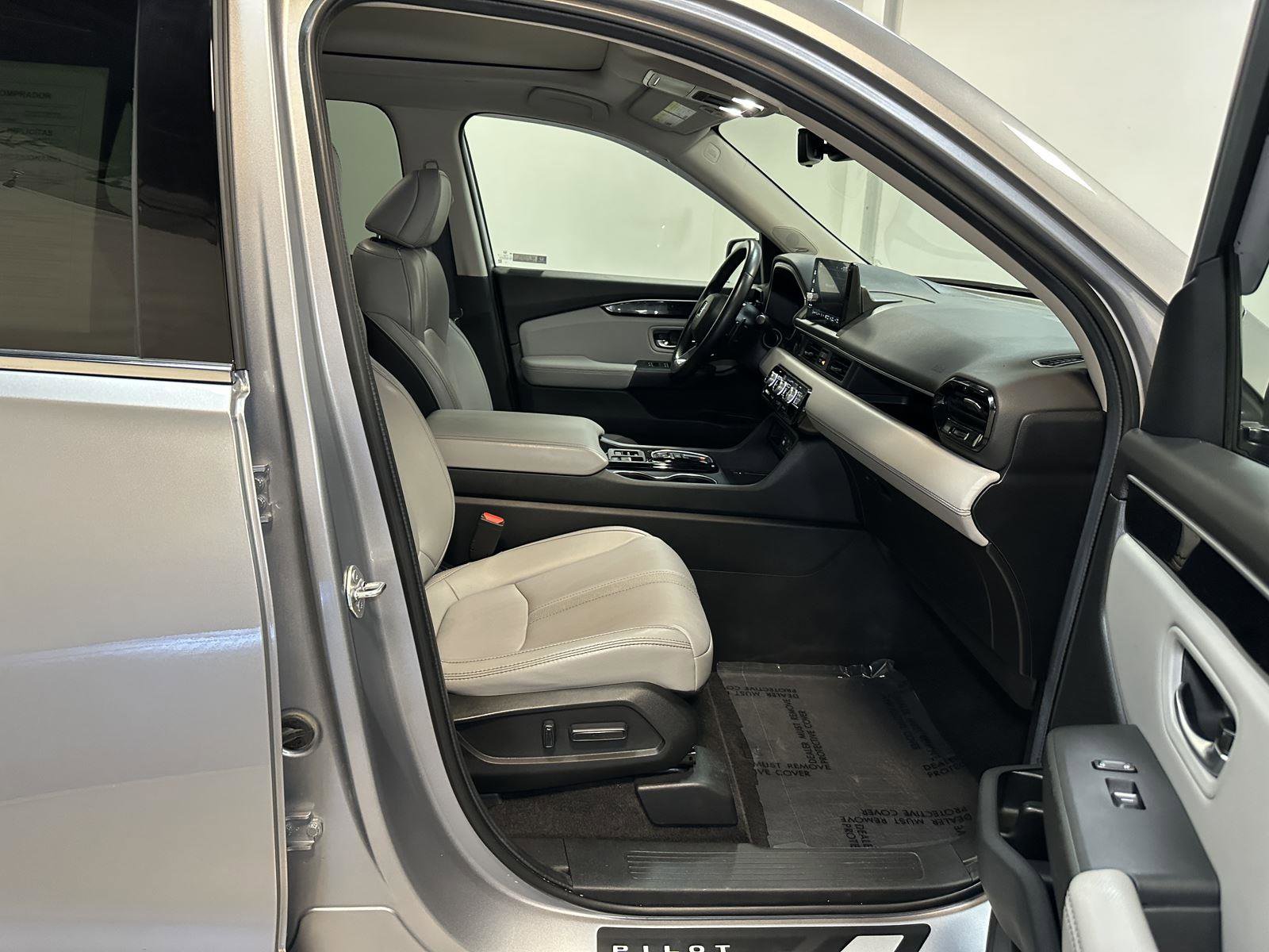 Certified 2024 Honda Pilot Touring image 39