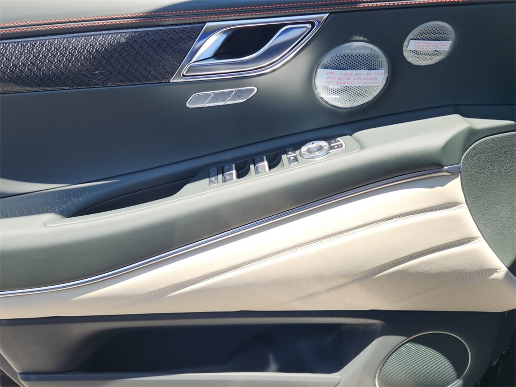 New 2025 Genesis GV80 3.5T e-SC image 14