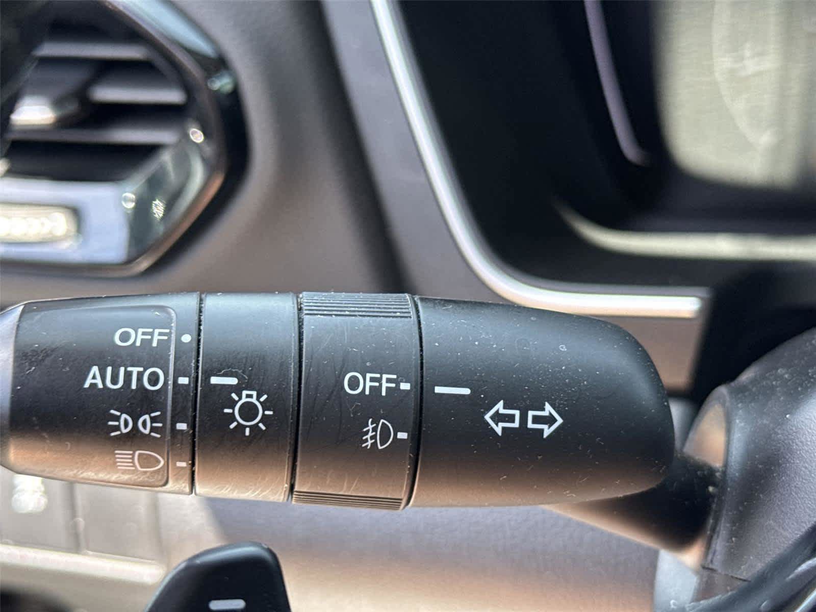 Used 2024 Honda Pilot Touring image 22