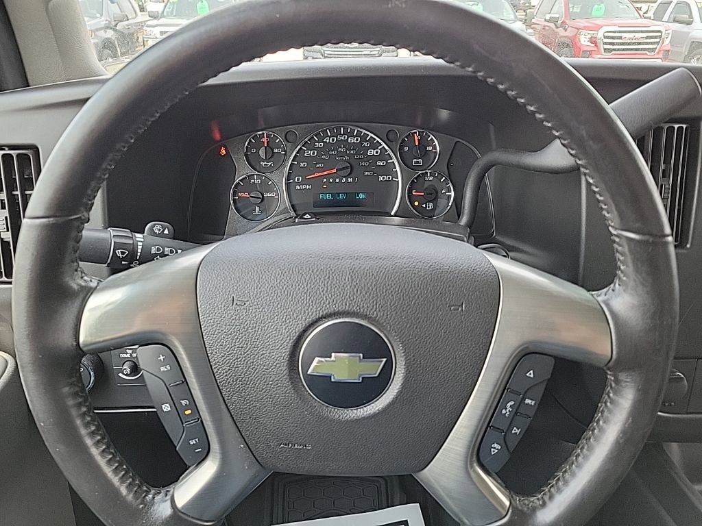 Used 2019 Chevrolet Express 3500 w/ Power Convenience Package RWD image 6
