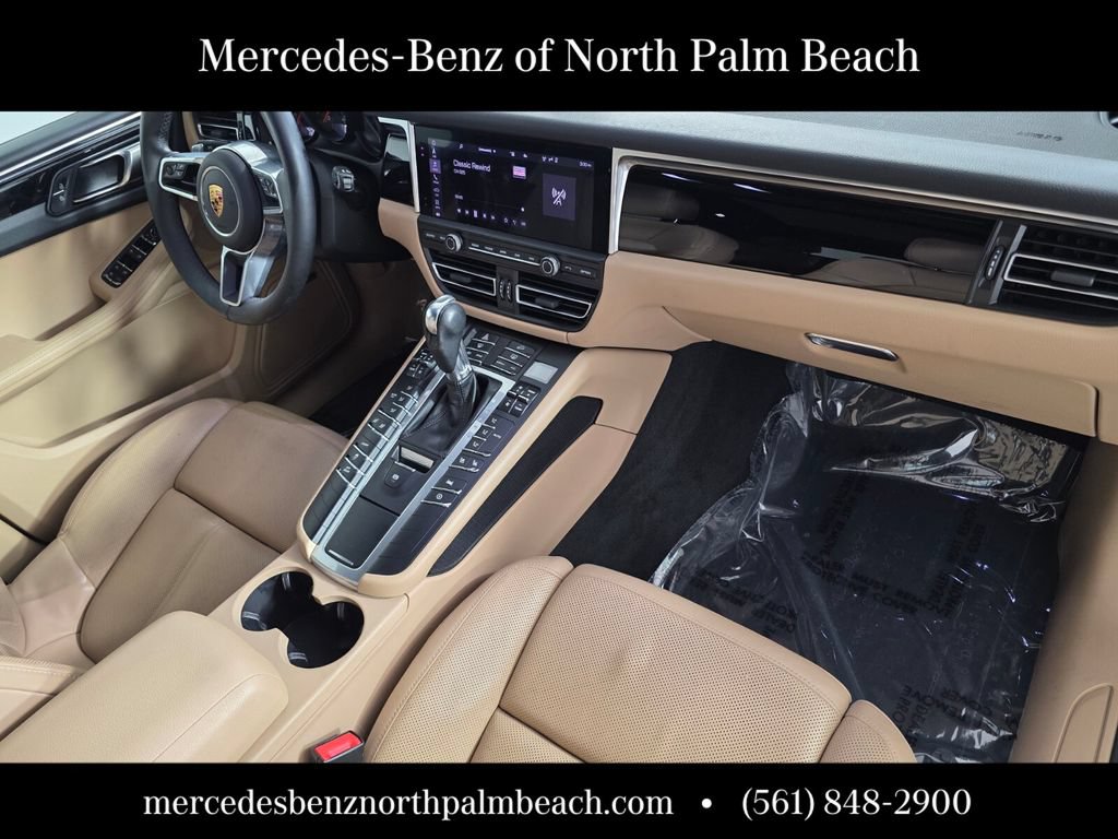 Used 2021 Porsche Macan AWD/4WD image 30