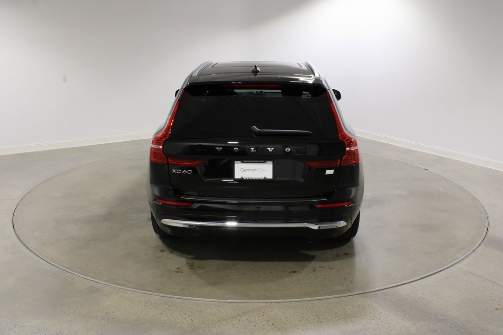 Used 2022 Volvo XC60 T8 Inscription w/ Advanced Package image 4
