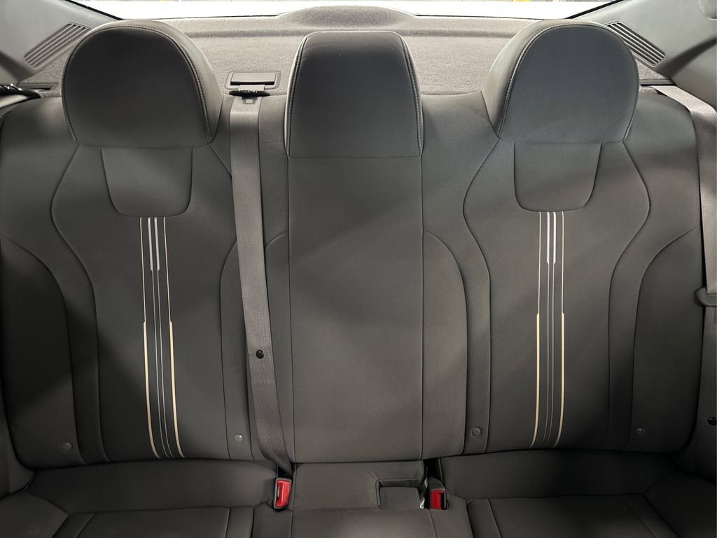 Certified 2025 Hyundai Elantra Sport image 18