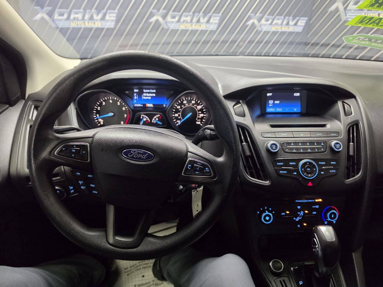 Used 2016 Ford Focus SE FWD image 13