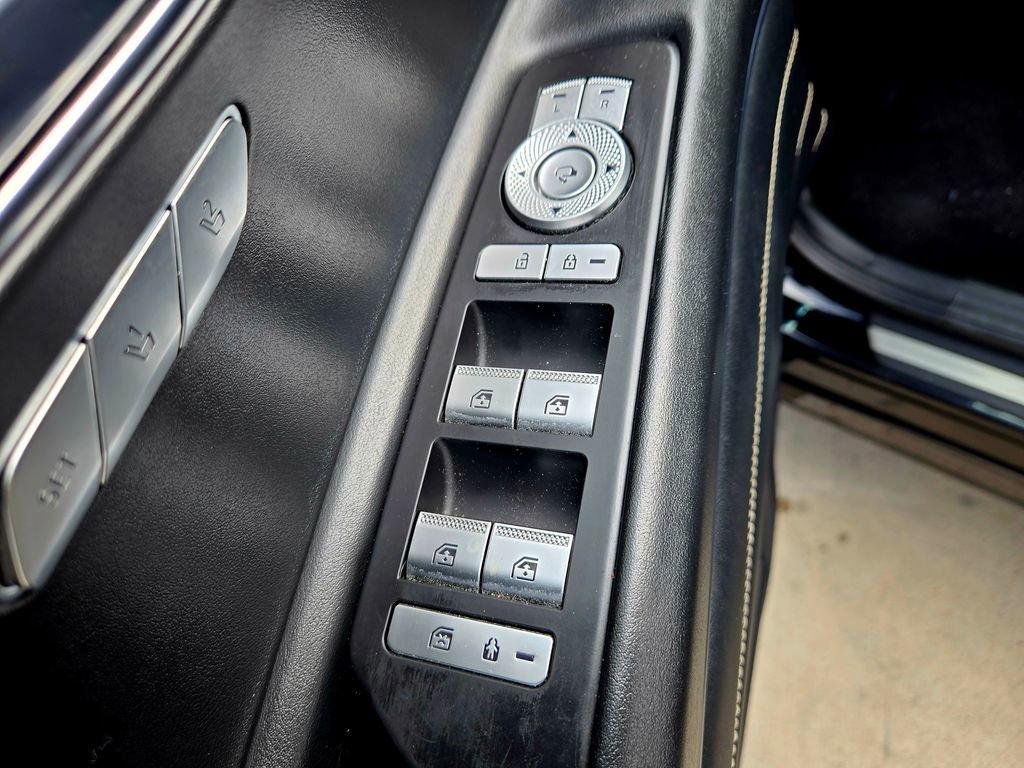 Used 2022 Genesis GV80 3.5T w/ Cargo Package image 32