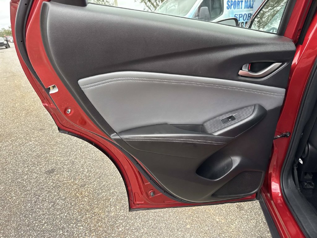 Used 2019 MAZDA CX-3 Touring w/ Touring I-ACTIVSENSE Package FWD image 12