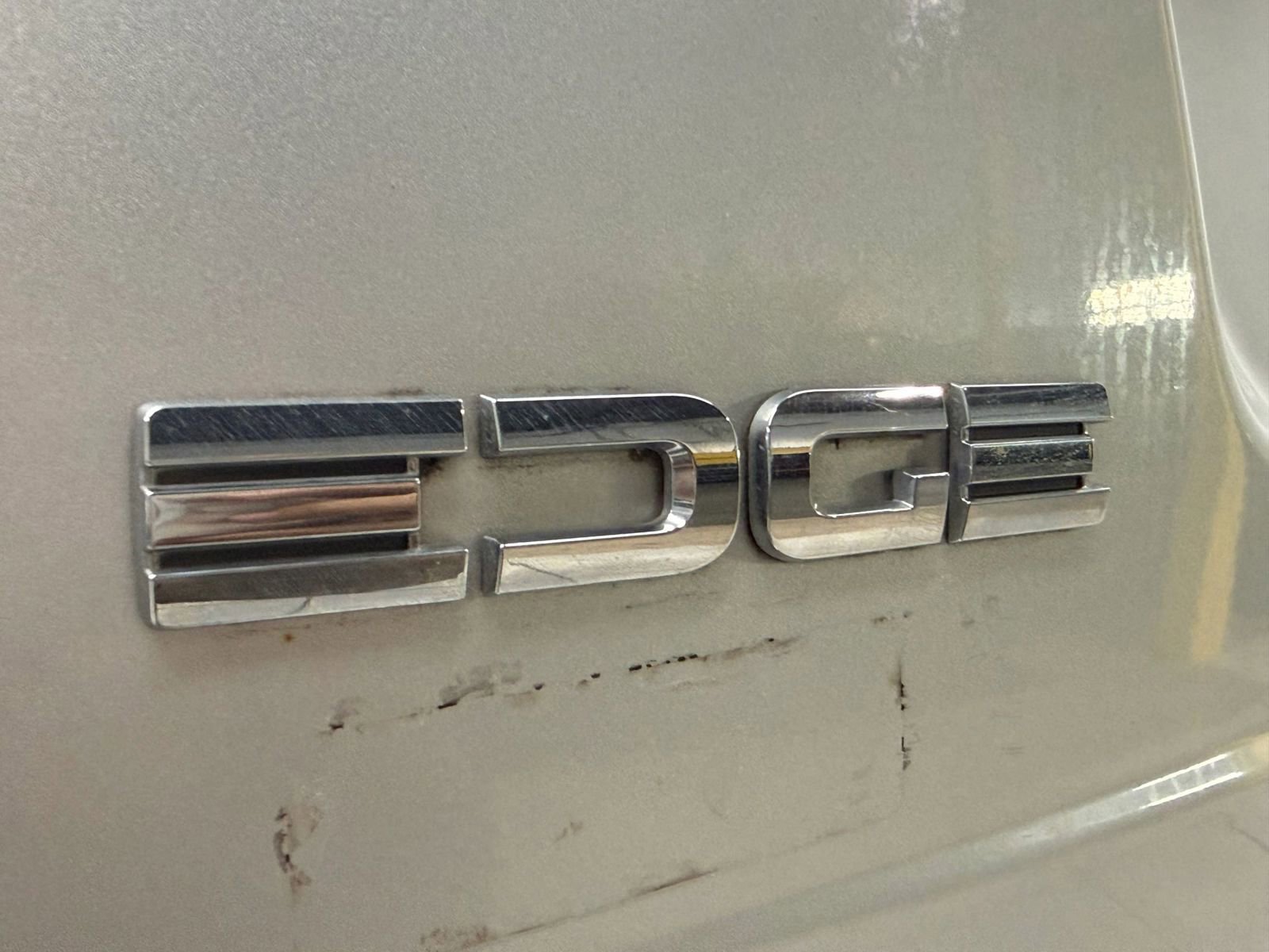 Used 2011 Ford Edge Limited FWD image 13