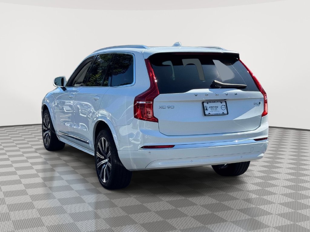 Certified 2024 Volvo XC90 B6 Plus AWD/4WD image 5