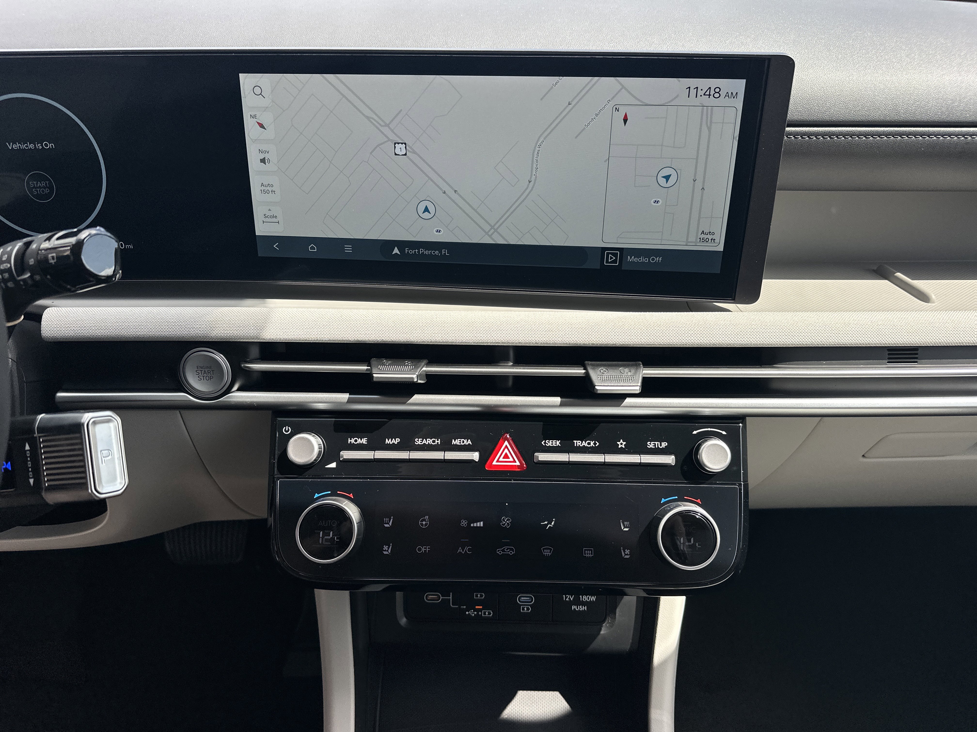 New 2026 Hyundai Tucson Limited FWD image 22