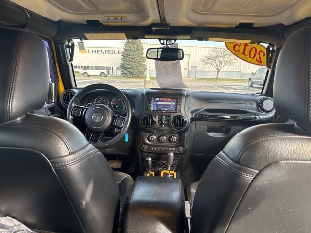 Used 2015 Jeep Wrangler Unlimited Sahara image 28
