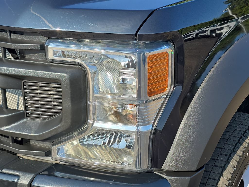 Used 2022 Ford F550 4x4 Regular Cab Super Duty w/ Power Equipment Group image 28