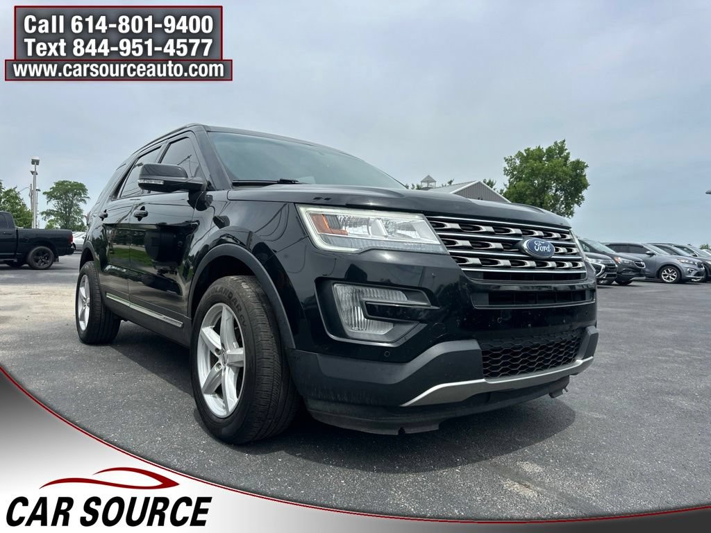 Used 2016 Ford Explorer XLT w/ Equipment Group 202A AWD/4WD image 3
