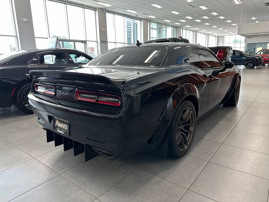 Used 2022 Dodge Challenger SRT Hellcat RWD image 6