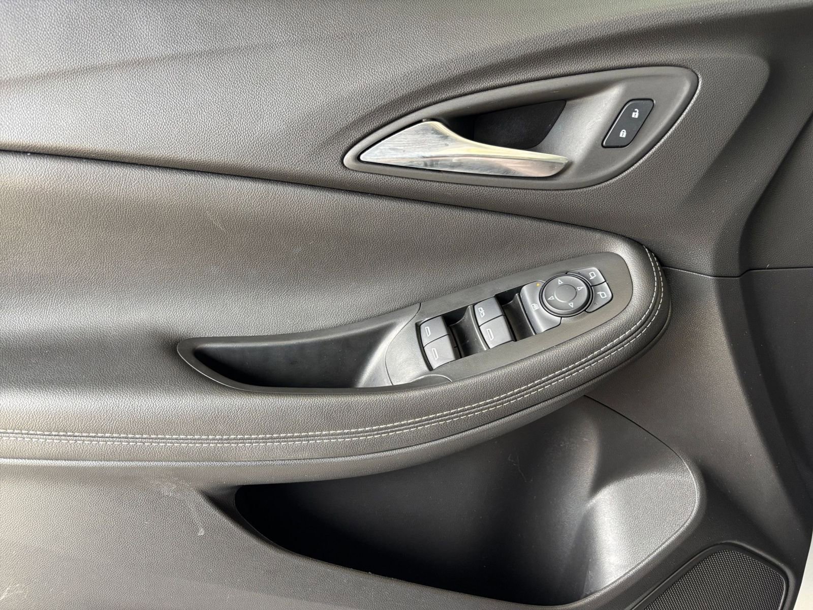 Used 2025 Buick Encore GX Preferred image 20