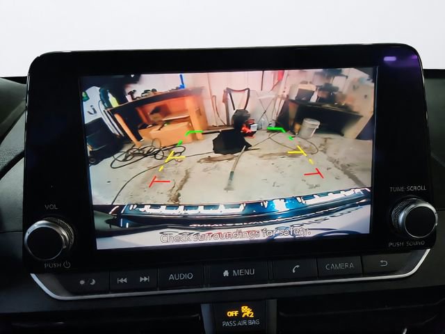 Used 2021 Nissan Altima 2.5 SV w/ SV Premium Package FWD image 13