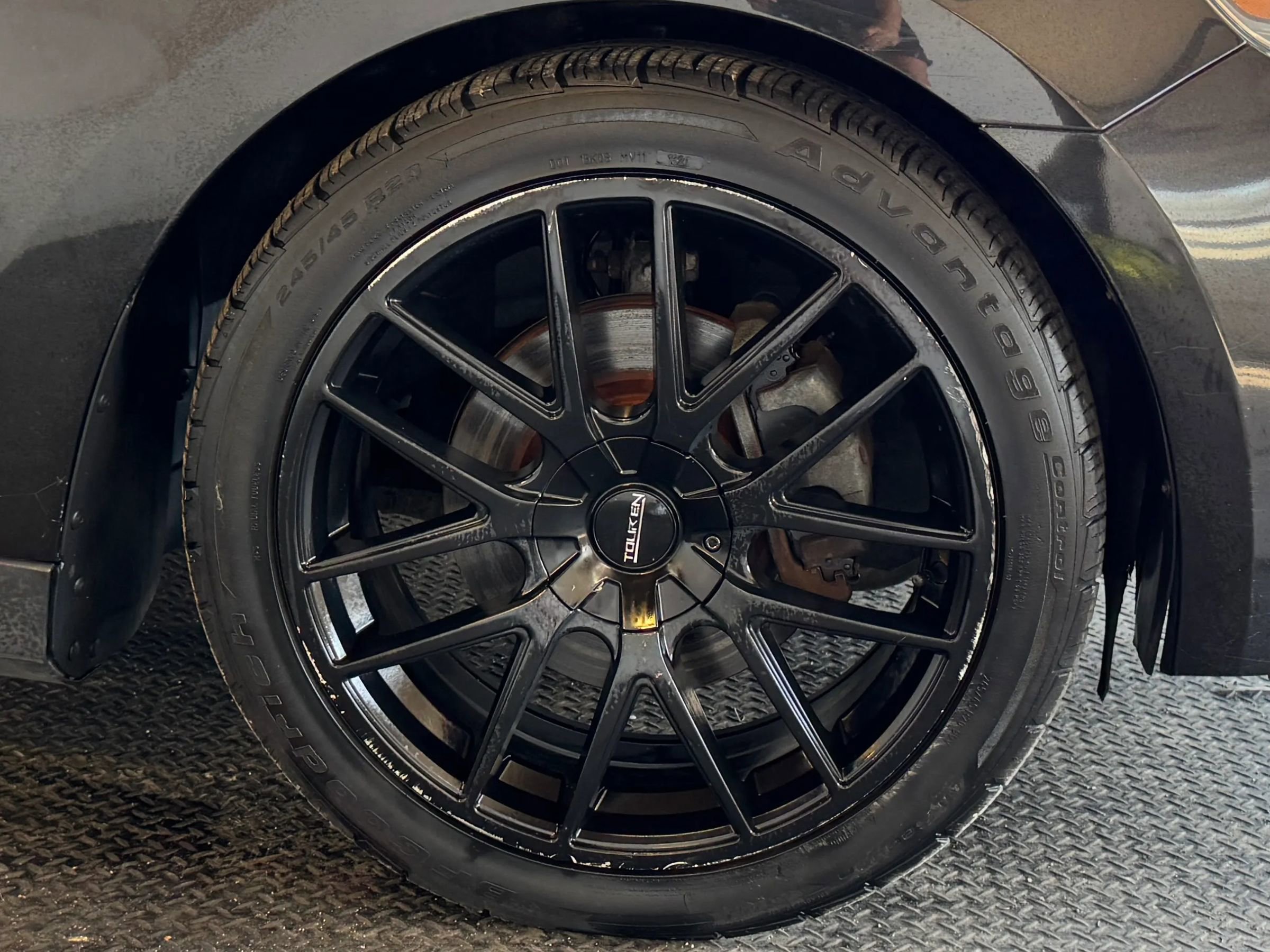 Used 2013 Ford Taurus Limited image 7