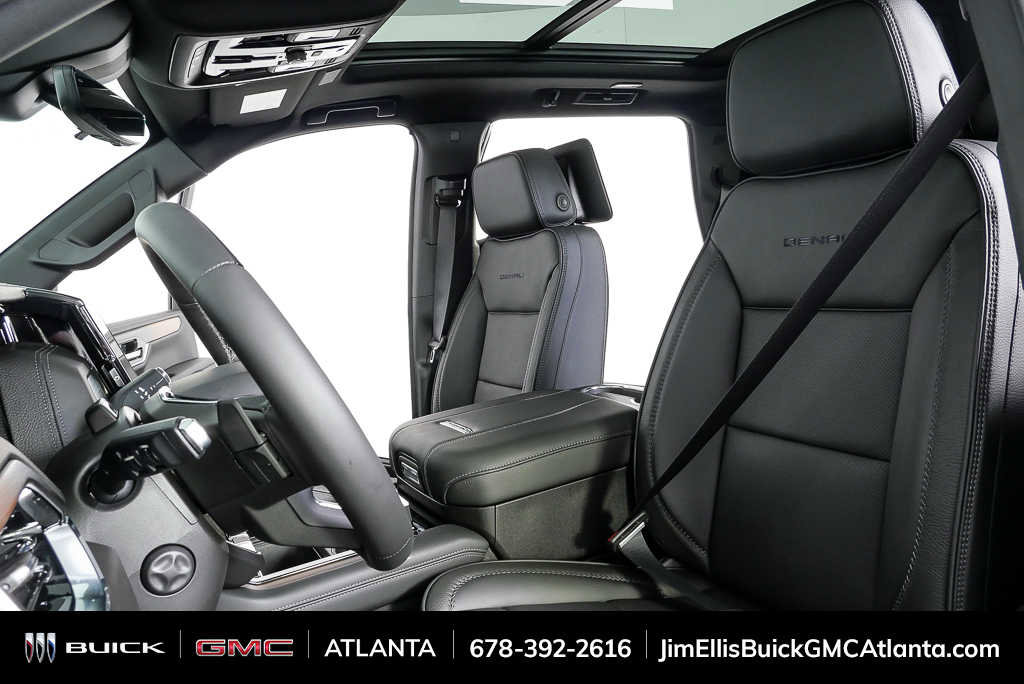 New 2026 GMC Yukon Denali w/ Denali Reserve Package image 5