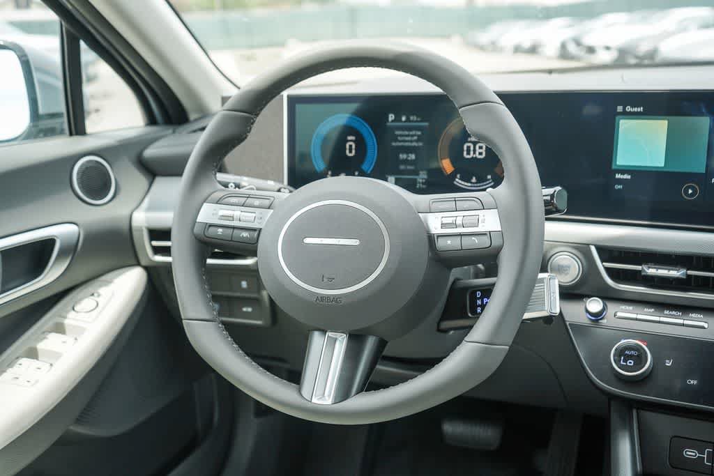 New 2026 Hyundai Sonata SEL FWD image 15