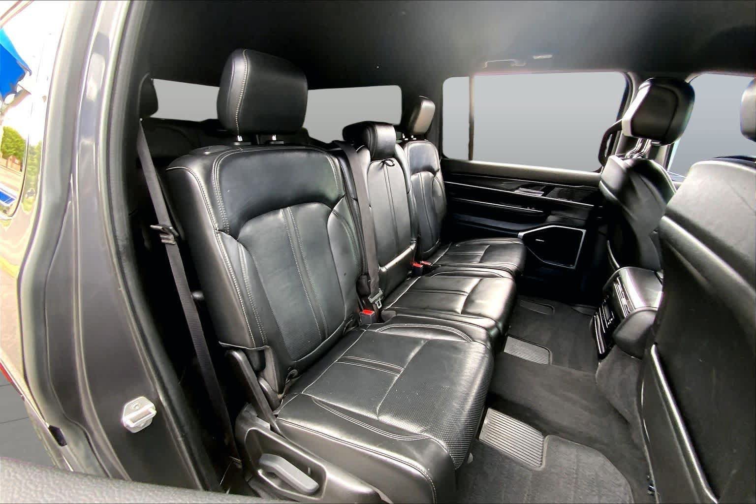 Used 2022 Jeep Wagoneer Series I RWD image 19