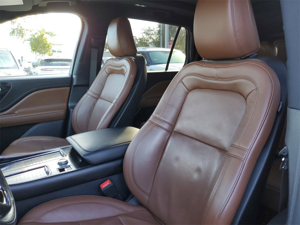 Certified 2023 Lincoln Aviator Reserve w/ Equipment Group 201A image 22