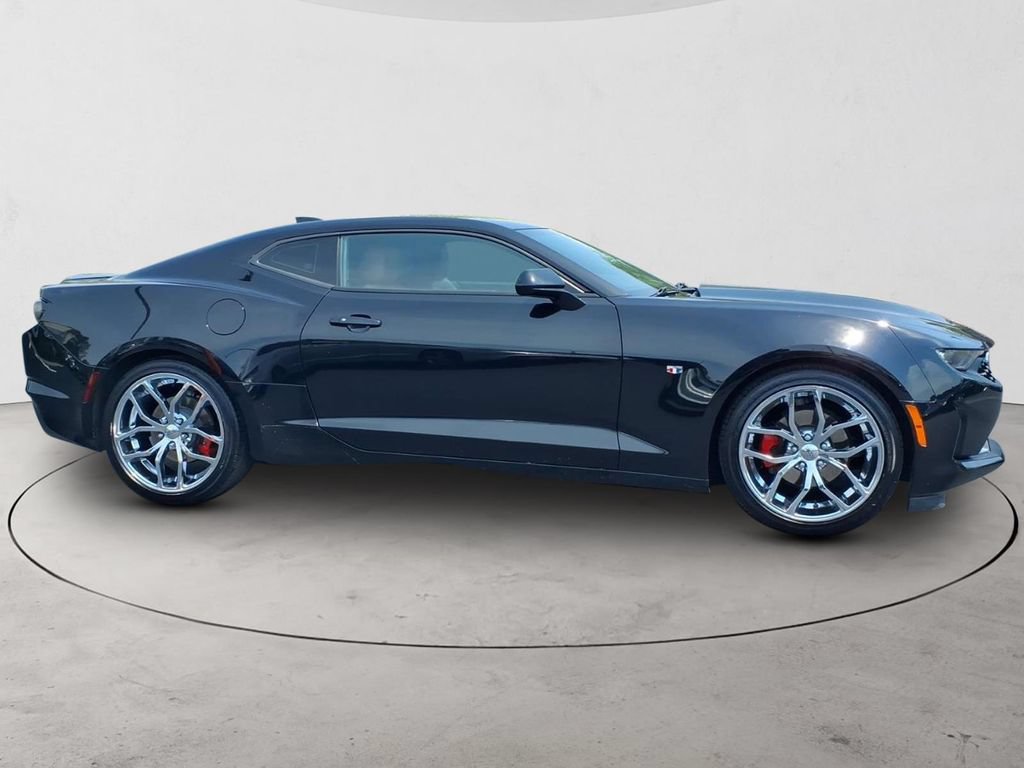 Used 2019 Chevrolet Camaro LT w/ RS Package RWD image 4