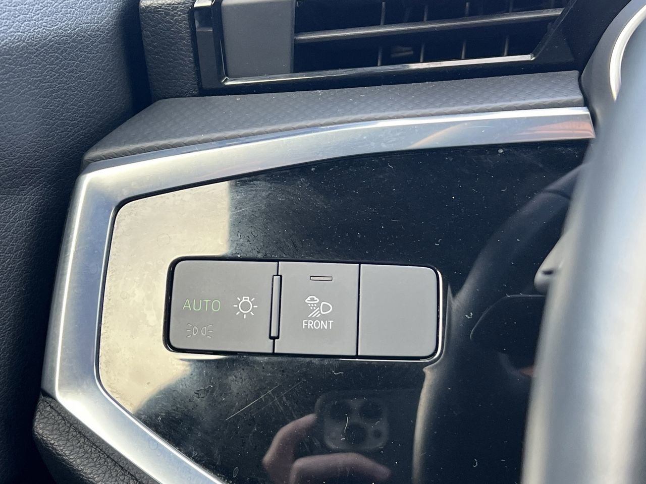 Used 2024 Audi Q3 2.0T Premium image 15