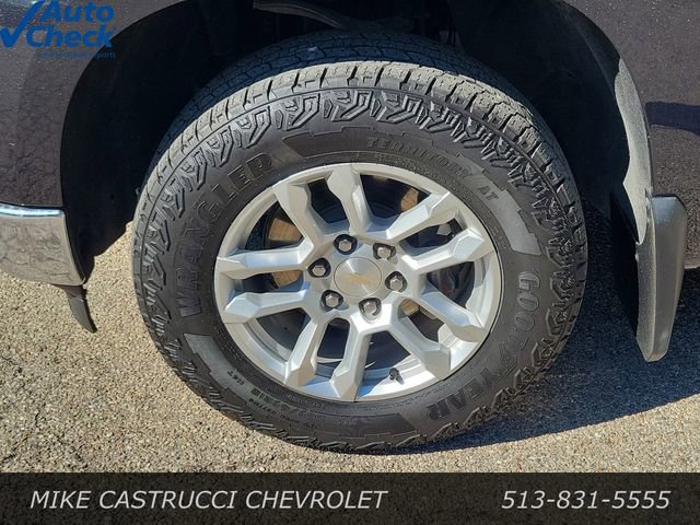 Used 2023 Chevrolet Silverado 1500 LT AWD/4WD image 9