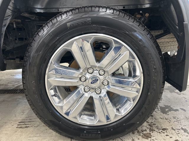 Used 2020 Ford F150 Lariat image 7